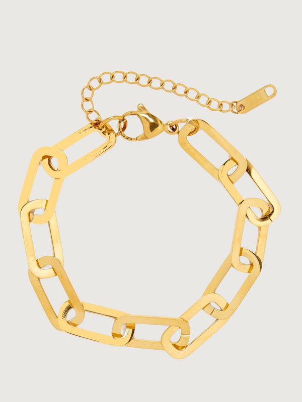 Clarisse Chunky Paperclip Bracelet in 18k Gold-Plated Stainless Steel