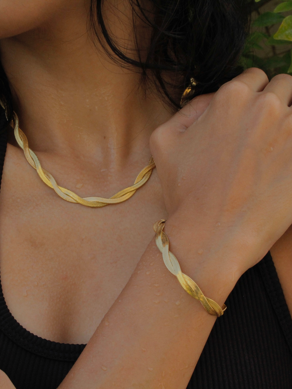 Raia Ripple Necklace in 18K Gold Plated Metal