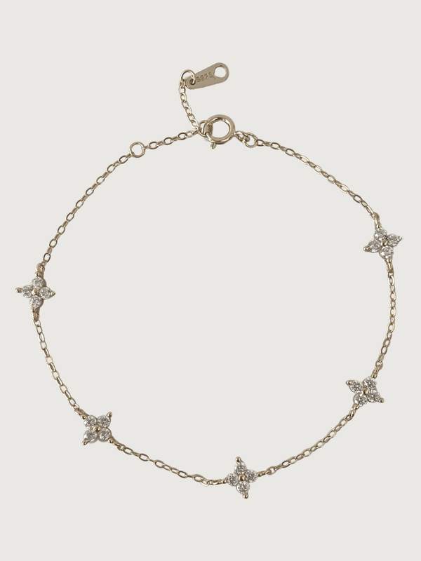 Irene Star Charm Bracelet in 925 Sterling Silver