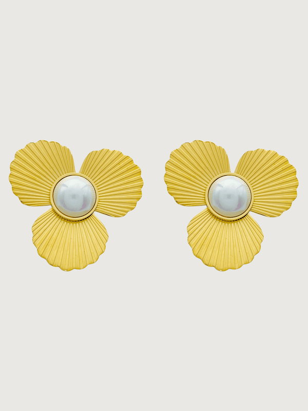 Louise Pearl Stud Earrings in 18K Gold Plated Metal